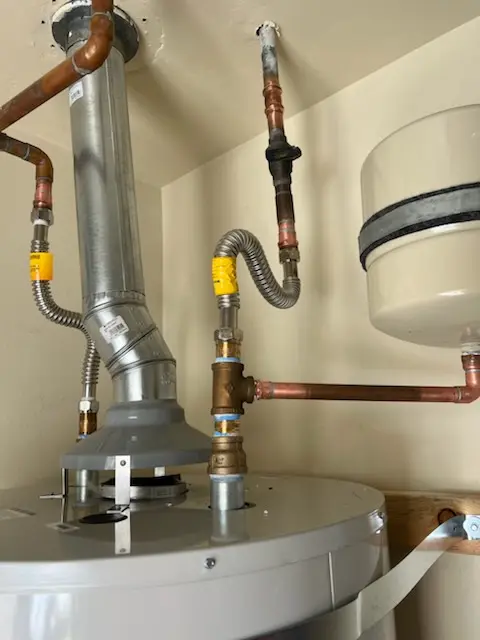 Water heater installation and plumbing repair in Sauk Village